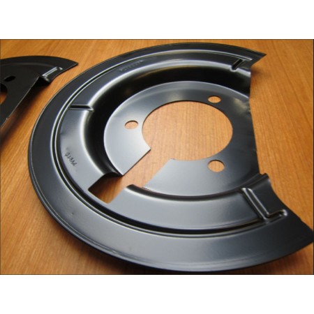 Tole de protection d'etrier de frein avant gauche Dodge ram 1500 2007