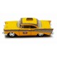 Voiture de collection a friction Taxi Chevrolet bel air 1957 echelle1.40 produit sous license GM OFFICIAL